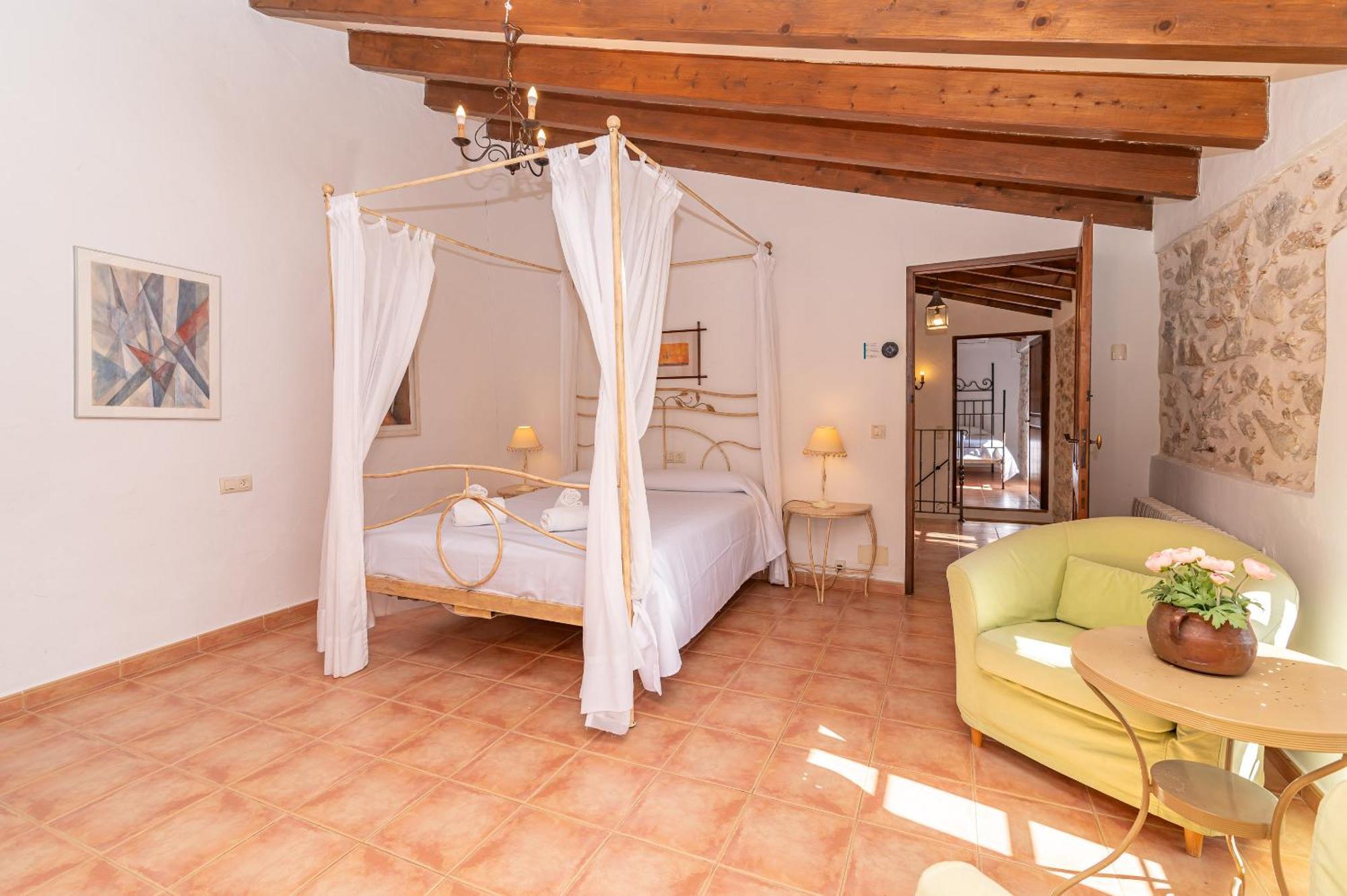 Perdiu Vell Petit By Sealand Pollenca